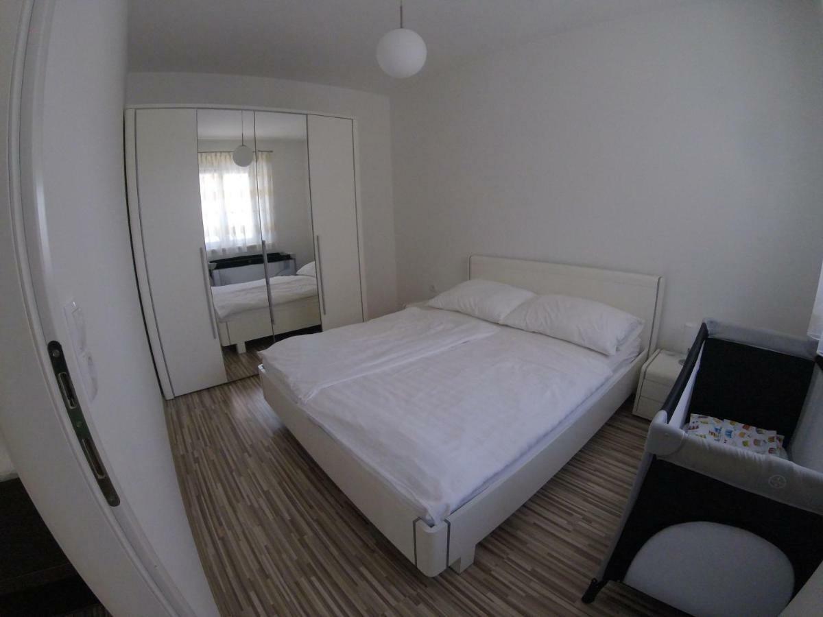 Apartments Babic Sukošan Eksteriør billede