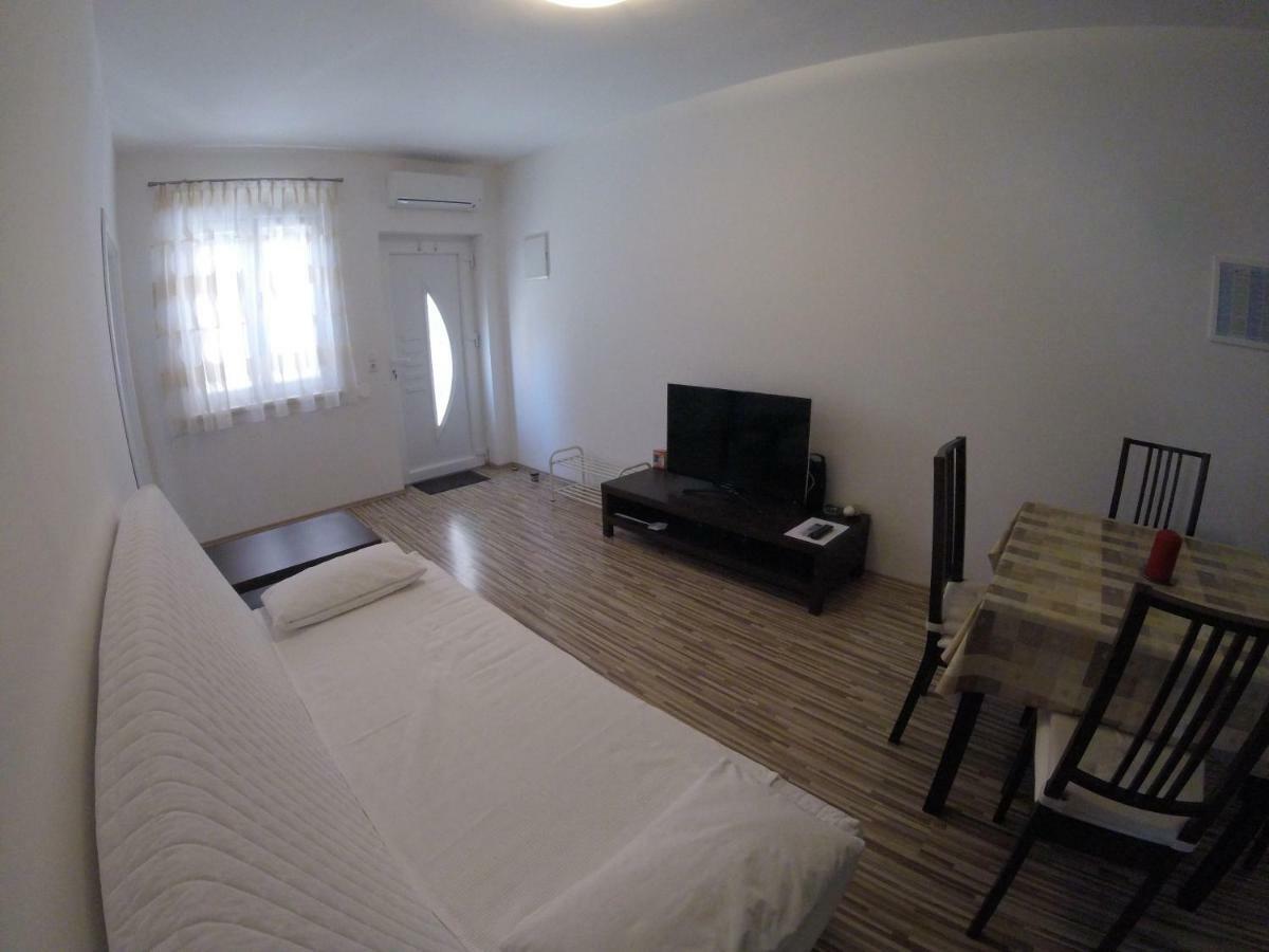 Apartments Babic Sukošan Eksteriør billede